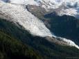 Хіти тижня. На льодовику у французьких Альпах відшукали моторошну знахідку