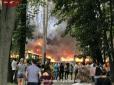 Масштабна пожежа в столиці: На Шулявці горів ресторан (фото, відео)