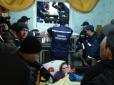 Рідкісна хвороба: Десятки рятувальників на Житомирщині допомогли медикам транспортувати до 