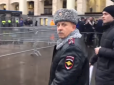 Непогано влаштувався: Розшукуваний за Майдан полковник МВС засвітився в Москві (фото, відео)