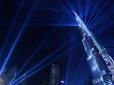 Дійсно вражає: У Дубаї на Новий рік показали рекордне лазерне шоу (відео)