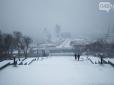 Прийшли снігопади: Через погіршення погодних умов в Одесі припинили роботу трамваї та тролейбуси (фото)