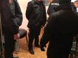 Діяли на вокзалі: У Києві зловили банду поліцейських-