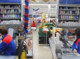 Мережа магазинів АТБ подала до суду на АТОвця через мовний скандал у супермаркеті