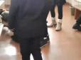 Хіти тижня. На Тернопільщині у школі сталася масова бійка, вчитель потрапив до лікарні (відео)