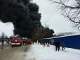 На одному з найбільших українських ринків у Чернівцях сталася пожежа (фото, відео)