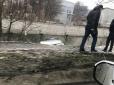 В Одесі авто патрульних впало з моста (фотофакт)