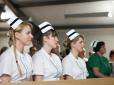 Польща вмикає зелене світло по еміграції медперсоналу з України
