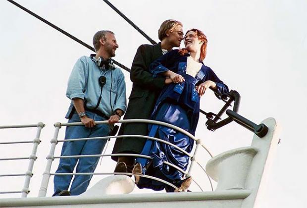 Джеймс Кемерон, Леонардо Ді Капріо і Кейт Уінслет на зйомках «Титаніка»