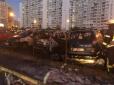На очах у поліції: У Києві спалили авто помічника нардепа Мосійчука (фото, відео)