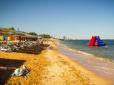 Порожні пляжі і Путін: У мережі показали, у що окупанти перетворили колись курортний Крим (фото)