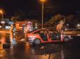 Водій задивився у телефон: У Києві Opel протаранив патрульних і загорівся (фото)
