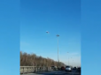 Водії авто були вражені: У небі над Москвою помітили моторошну аномалію (відео)