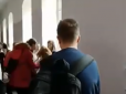 На дітей впала стеля: У Криму сталася небезпечна НП у школі (фото, відео)