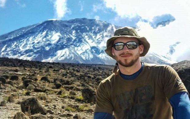 Валерій Ананьєв на Кіліманджаро