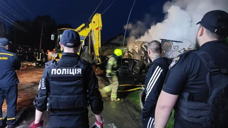 Страшна трагедія у Прилуках: Росія вбила цілу родину пожежника з немовлям, коли той гасив наслідки удару