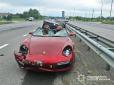 Помер на місці: Житель Угорщини на Porsche насмерть збив велосипедиста поблизу Звягеля (фото)