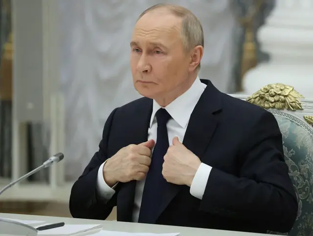 Таємний план Путіна: Чому 2026 може стати роком, коли Кремль несподівано заговорить про мир, - Der Standard