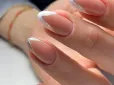 Ця форма нігтів пасує всім - майстри манікюру одностайні у виборі