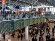 Оце так: В аеропорту Варшави затримали українця з обладнанням для глушіння радіохвиль