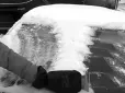 Водіям на замітку! Як за допомогою лимона швидко розморозити лобове скло авто