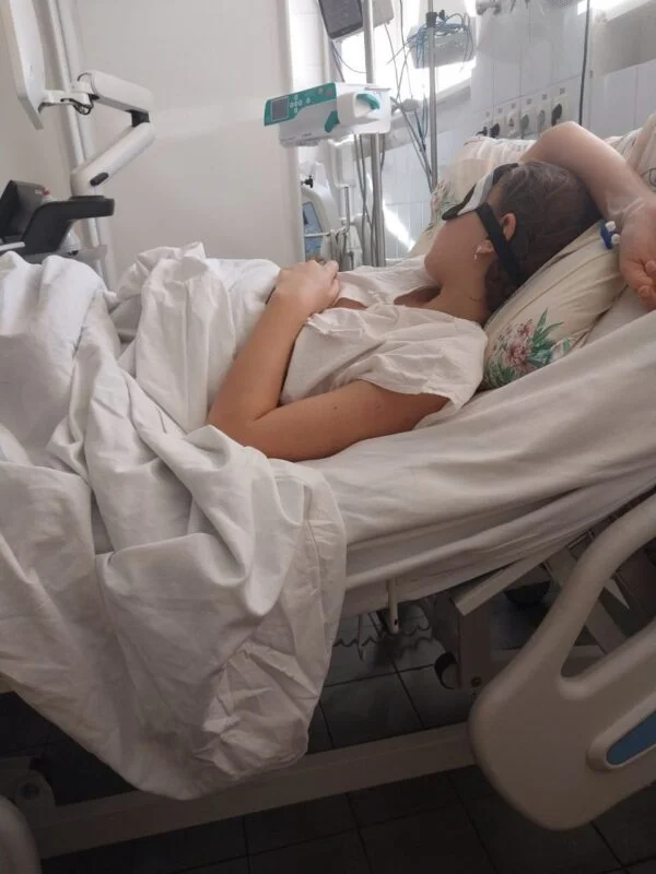 Страшна трагедія: На Дніпропетровщині дитині ампутували ногу після нападу собаки