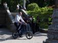 У тренді: Кличко поїхав на інавгурацію Зеленського на велосипеді (фото)