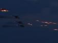 Гелікоптери армійської авіації ЗСУ відпрацювали масові ракетні удари по ворогу в нічну пору доби (фото, відео)