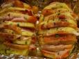 Якщо гості вже на порозі: Рецепт неймовірно смачної запеченої картоплі з беконом і сиром (відео)