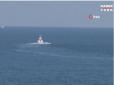 Буйство скреп: Російський танкер протаранив судно з рибалками