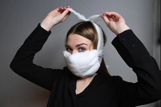Саморобні марлеві маски не захищають від попадання вірусу