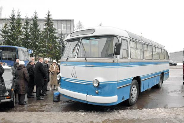 ЛАЗ-695Б в 2011 році повернувся після реставрації в місто Гагарін в музей