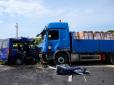 В Угорщині багато заробітчан загинуло в ДТП з вантажівкою (фото)
