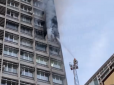 У центрі Києва горіла знакова будівля (фото, відео)