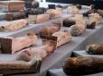 Хіти тижня. В Єгипті розпечатали десятки саркофагів, яким 2,5 тис. років - знахідки здивували багатьох (фото)