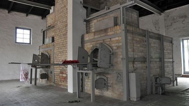 Крематорій концтабору, де вбивства тривали до самого звільнення
