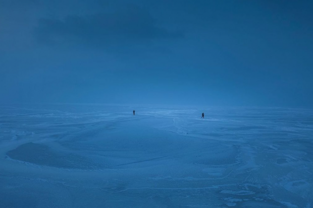 Замерзле Київське море