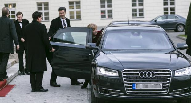 Audi A8 L Ангели Меркель