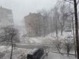 Столицю України несподівано накрила сніжна буря (відео)